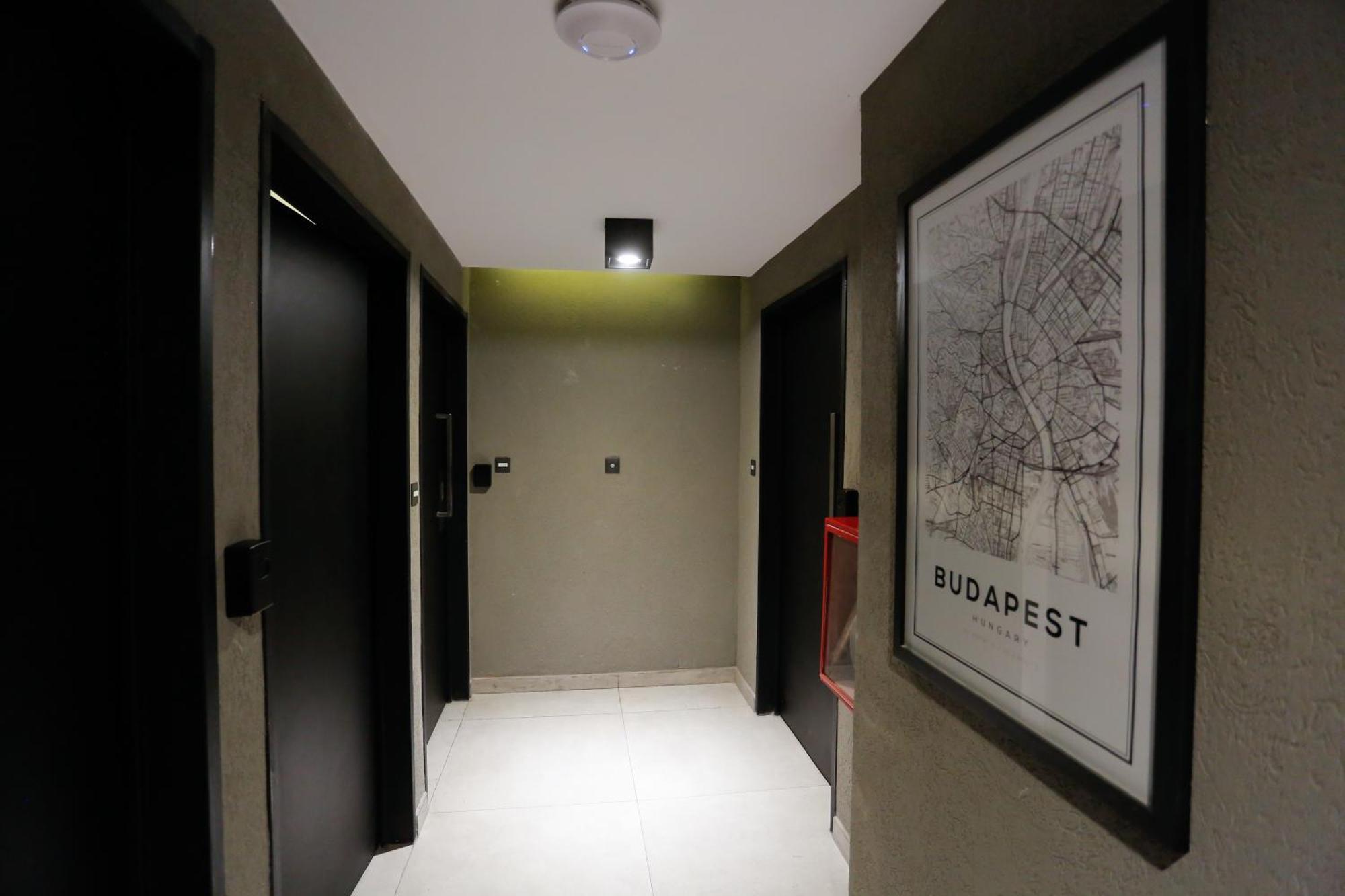 Own Belgrano Studios & Suites Буэнос-Айрес Экстерьер фото